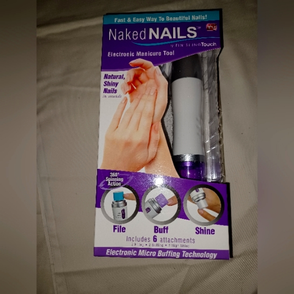 Naked Nails Grooming